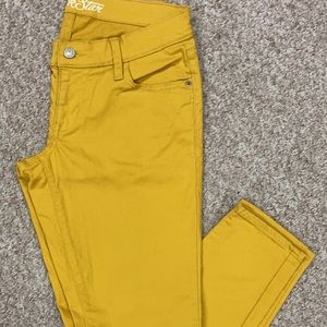 Young Adult/Women’s Rockstar Old Navy Skinny Jeans - size 8